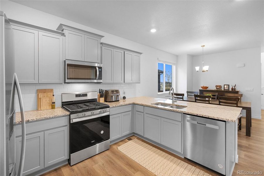 Entertaining and cooking will be a delight in this kitchen.