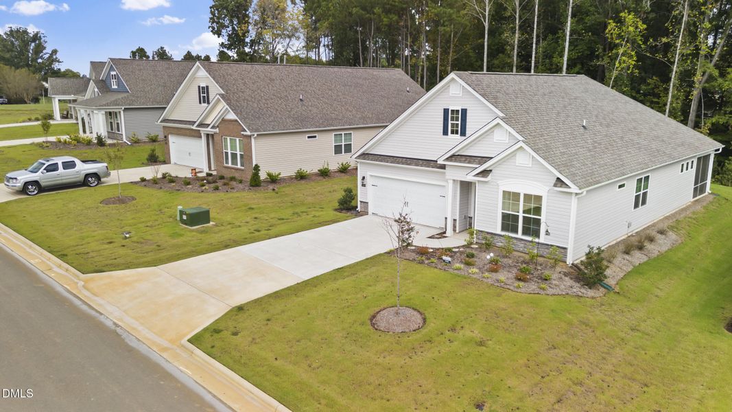 4_photo oct 01 2025, 1 52 50 pm