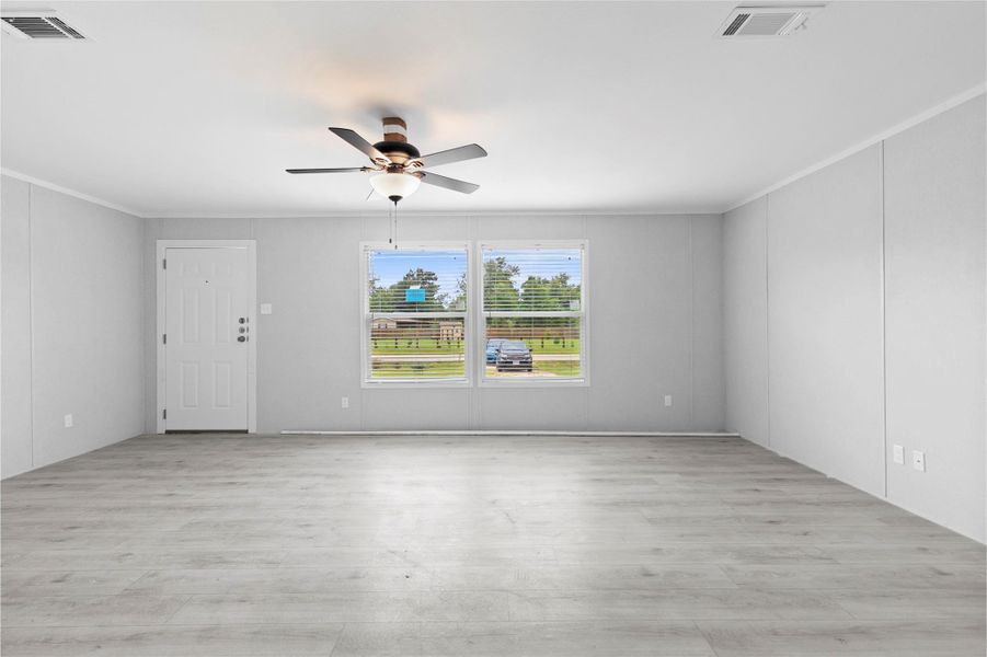 Spacious, unfurnished interior of a new home in , Cleveland (Image 9).