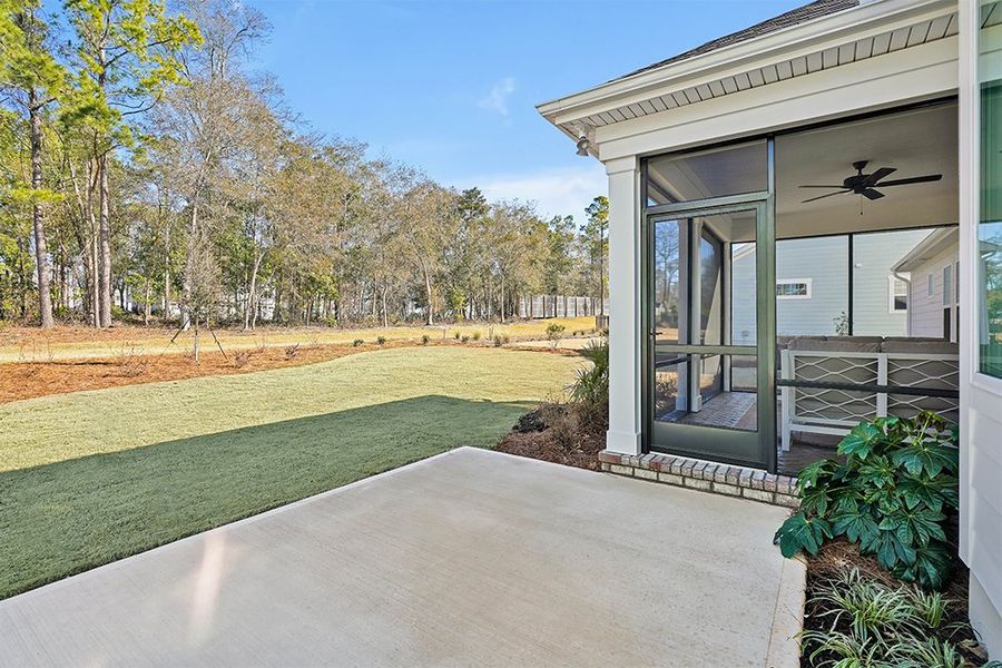 Pierre's Bay, Screened Loggia