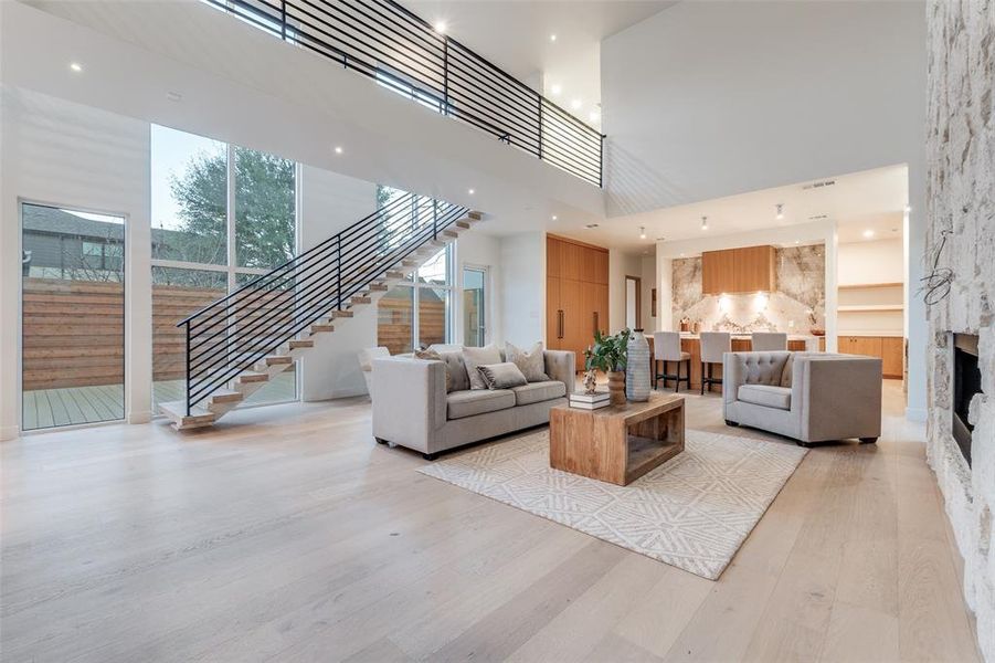 Furnished interior view inside a new home in , Dallas (Image 8).