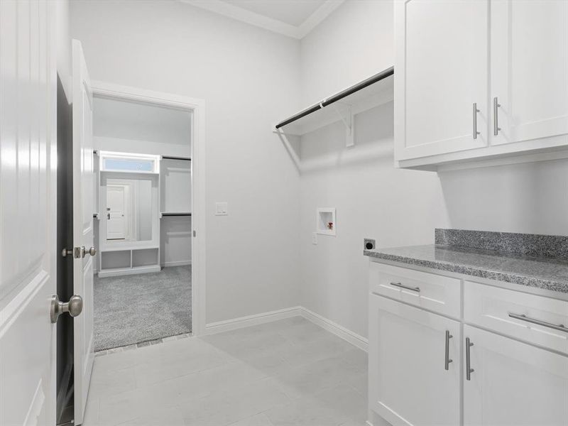 Furnished interior view inside a new home in , Weatherford (Image 12).