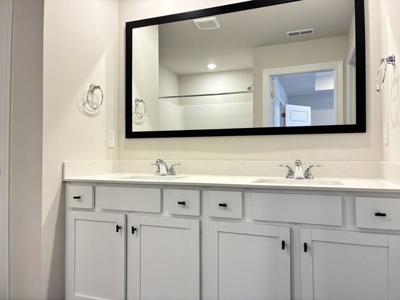 Furnished interior view inside a new home in Holly Ridge, Greenville (Image 11).