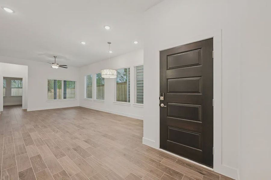 Representative unfurnished interior of a home built from the Pommery by Chesmar Homes in Kresston Chateau, Montgomery (Image 14). Representative unfurnished interior of a home built from the Pommery by Chesmar Homes in Kresston Chateau, Montgomery (Image 14).