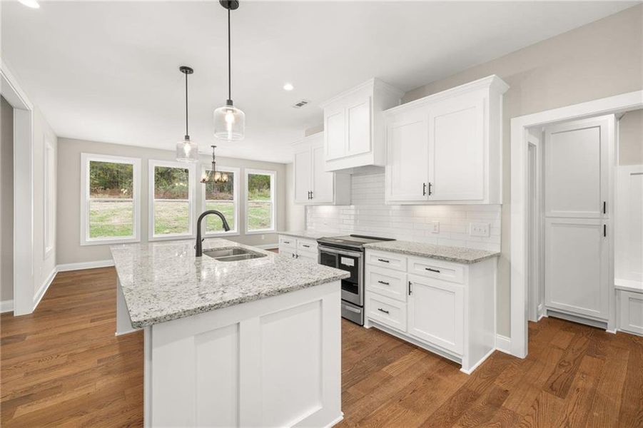 Furnished interior view inside a new home in , Jefferson (Image 6).