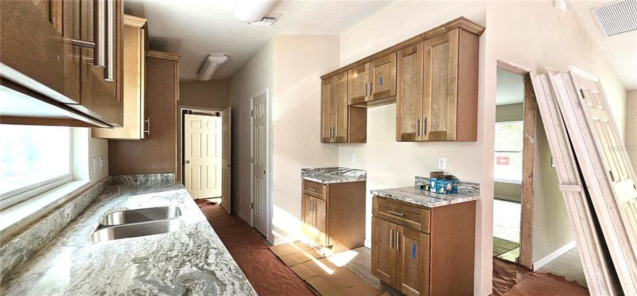 Furnished interior view inside a new home in , Ocala (Image 4).