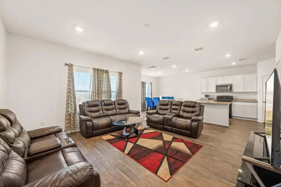 Furnished interior view inside a new home in Palomino, Manor (Image 12). Furnished interior view inside a new home in Palomino, Manor (Image 12).