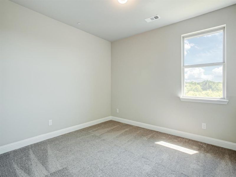 Spacious, unfurnished interior of a new home in Normandy Village, Lewisville (Image 11). Spacious, unfurnished interior of a new home in Normandy Village, Lewisville (Image 11).