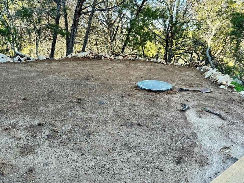 Level back yard area with access from deck. Level back yard area with access from deck.