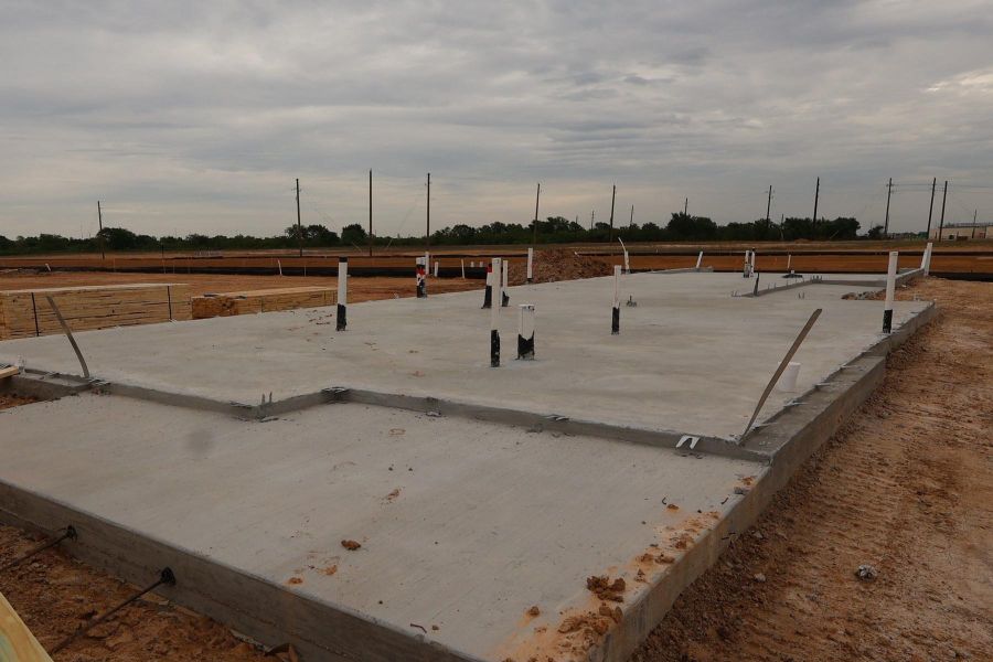 Every foundation at DWH is engineered and it’s inspected three times! We do not do “batch” testing. Rest easy knowing your foundation comes with a 10 year warranty. Every foundation at DWH is engineered and it’s inspected three times! We do not do “batch” testing. Rest easy knowing your foundation comes with a 10 year warranty.