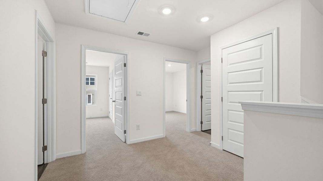 Spacious, unfurnished interior of a new home in Inverness at Sugarloaf, Lawrenceville (Image 24). Spacious, unfurnished interior of a new home in Inverness at Sugarloaf, Lawrenceville (Image 24).