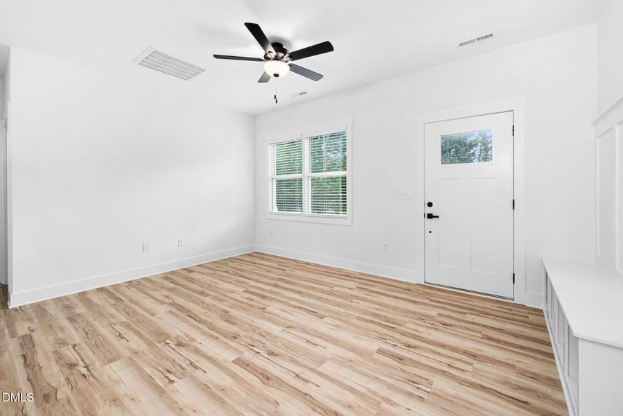 12-web-or-mls-305-w-barden-st 12-web-or-mls-305-w-barden-st