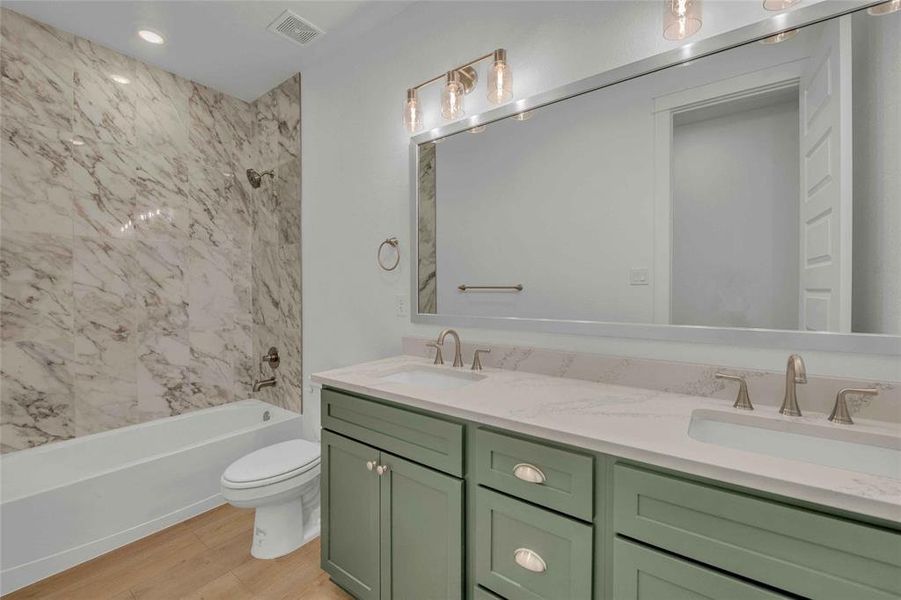 Please note: These interior photos are not of the actual home but are of a completed one with a similar floor plan. Finishes, features, and layouts may vary. Please note: These interior photos are not of the actual home but are of a completed one with a similar floor plan. Finishes, features, and layouts may vary.