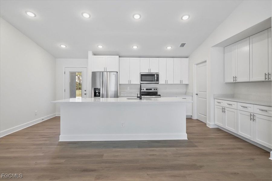 Image 31 of a home in Cape Coral.