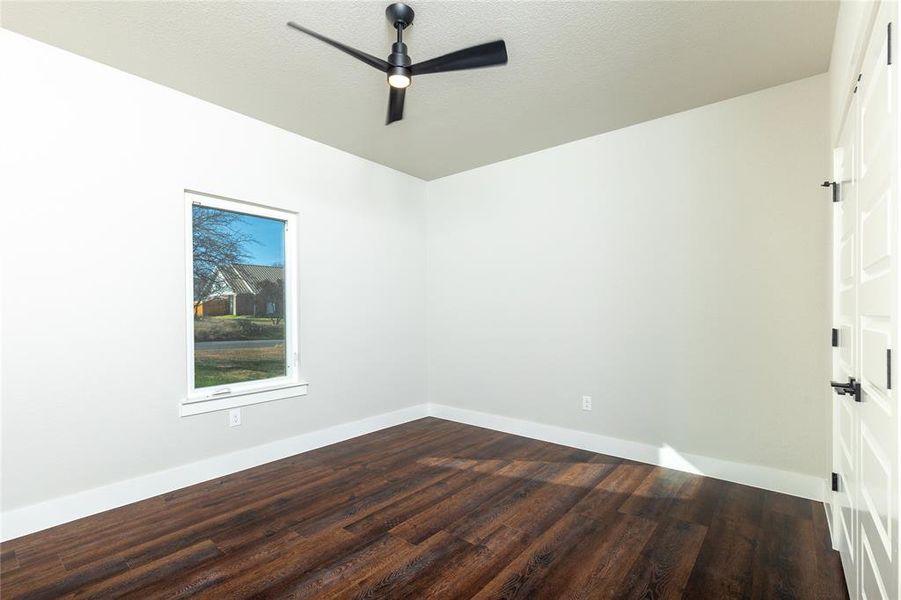 Spacious, unfurnished interior of a new home in , Graham (Image 28).