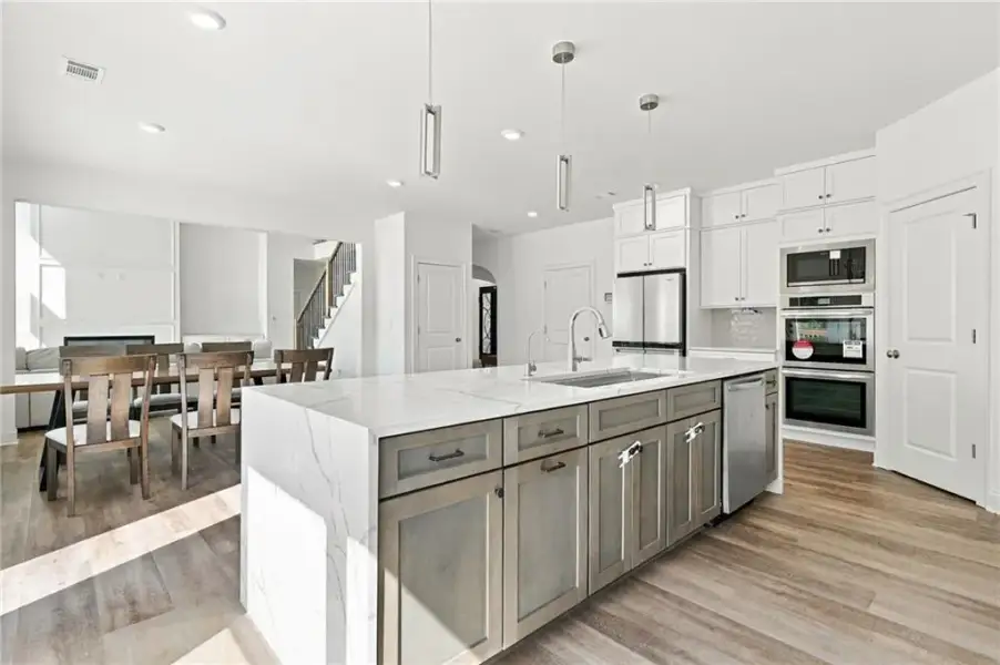 Furnished interior view inside a new home in , Conyers (Image 9).