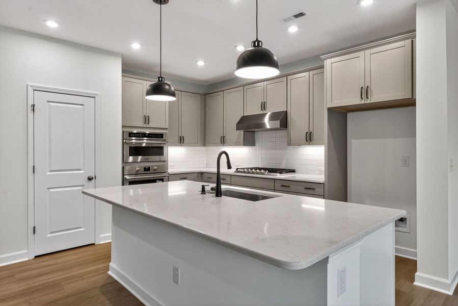 The Redbud - Kitchen