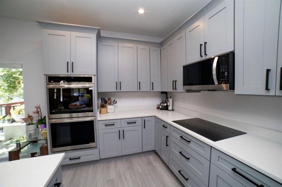 Furnished interior view inside a new home in , Lake Wales (Image 7).