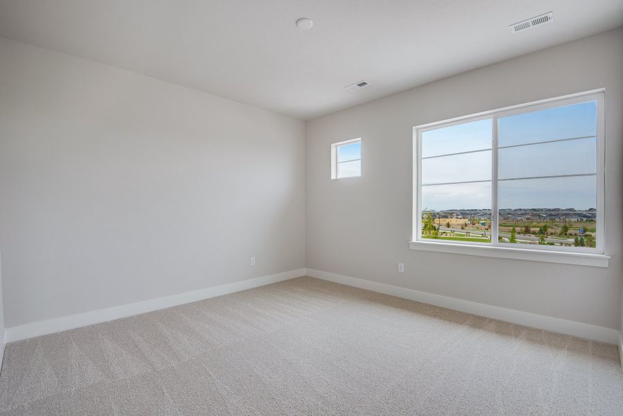 Spacious, unfurnished interior of a new home in The Aurora Highlands, Aurora (Image 33). Spacious, unfurnished interior of a new home in The Aurora Highlands, Aurora (Image 33).