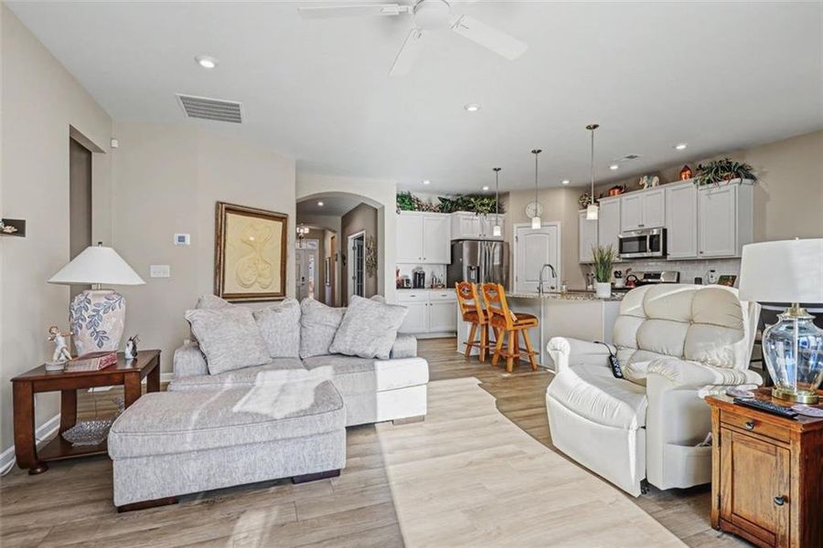 Furnished interior view inside a new home in Laurel Farms, Dallas (Image 7).