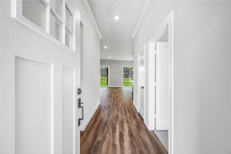 Spacious, unfurnished interior of a new home in Encino Estates, Dayton (Image 23).