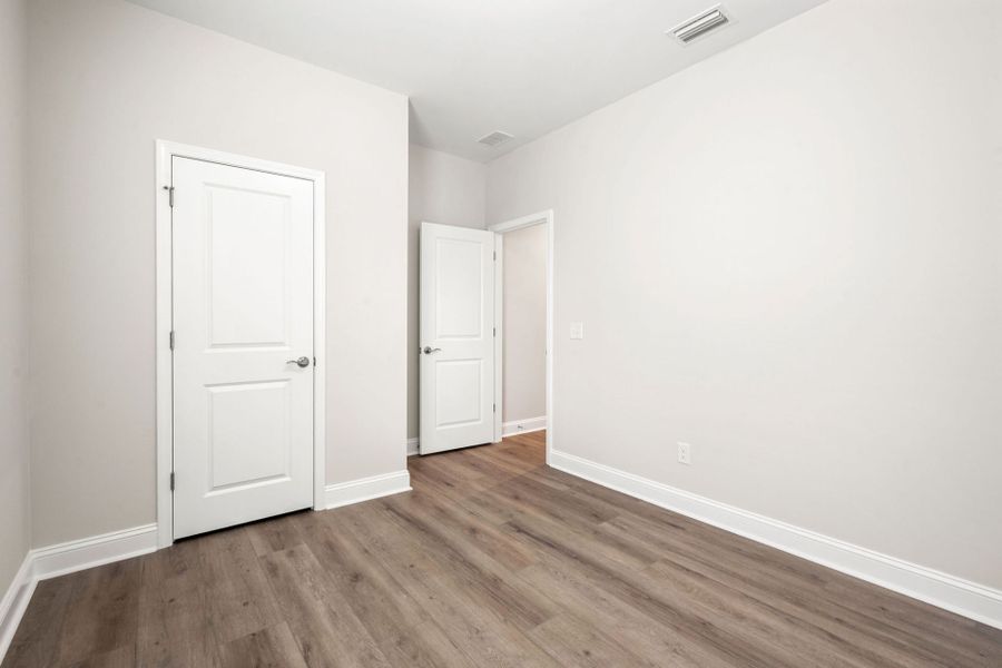 Spacious, unfurnished interior of a new home in Salem Bay, Beaufort (Image 26).