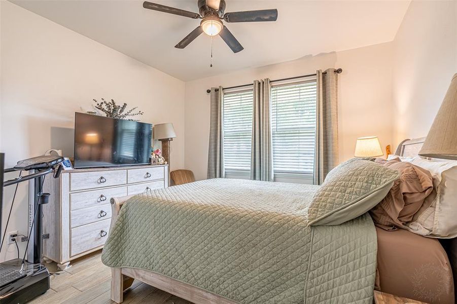 Furnished interior view inside a new home in , Granbury (Image 25). Furnished interior view inside a new home in , Granbury (Image 25).