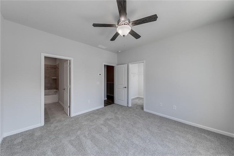 Spacious, unfurnished interior of a new home in , Homer (Image 18).
