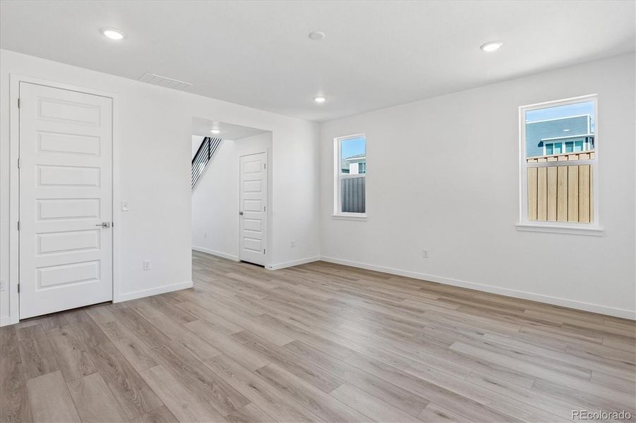 Spacious, unfurnished interior of a new home in The Summit at Meridian, Englewood (Image 15).