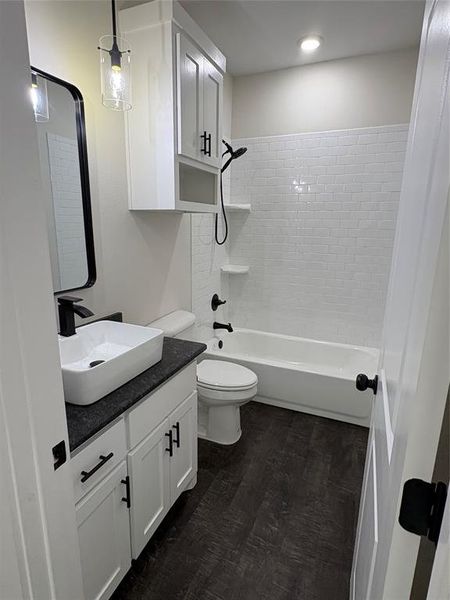 Image 21 of a home in . Image 21 of a home in .