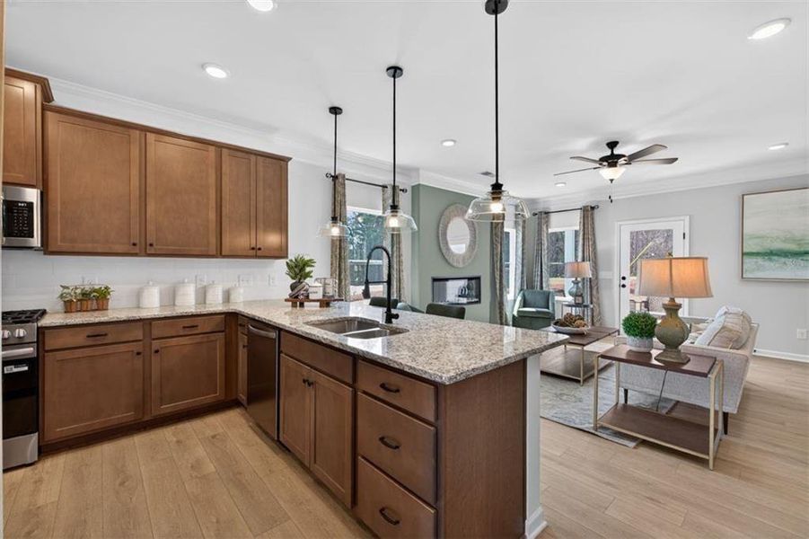 Furnished interior view inside a new home in Oakmont, Dallas (Image 28).