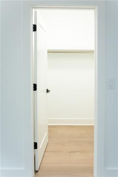 Spacious, unfurnished interior of a new home in , Atlanta (Image 71).