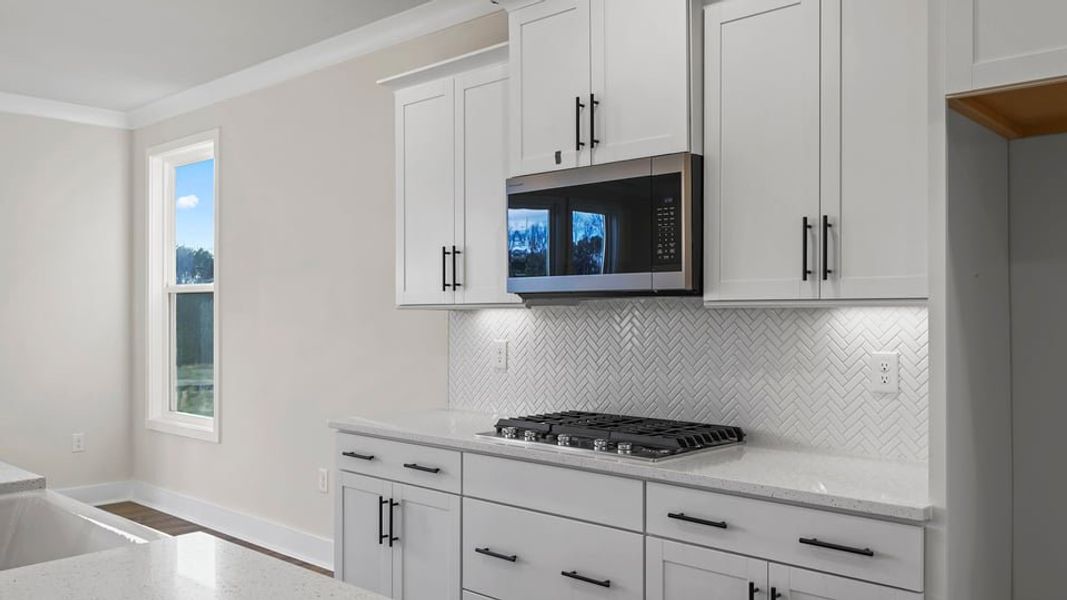 Furnished interior view inside a new home in Cottonwood Ridge, Piedmont (Image 10).