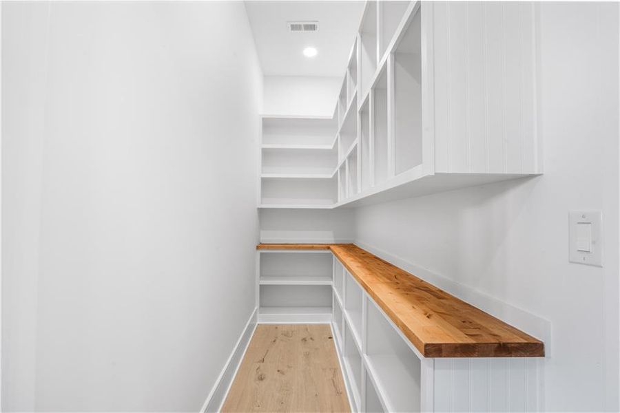 Spacious, unfurnished interior of a new home in , Lawrenceville (Image 70).