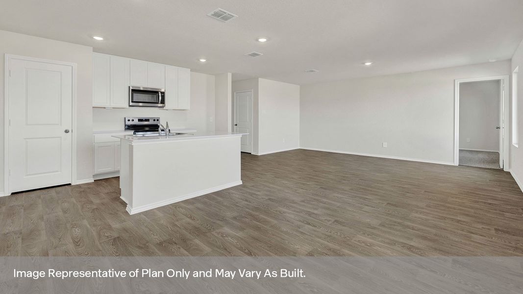 Spacious, unfurnished interior of a new home in Swenson Heights, Seguin (Image 15). Spacious, unfurnished interior of a new home in Swenson Heights, Seguin (Image 15).