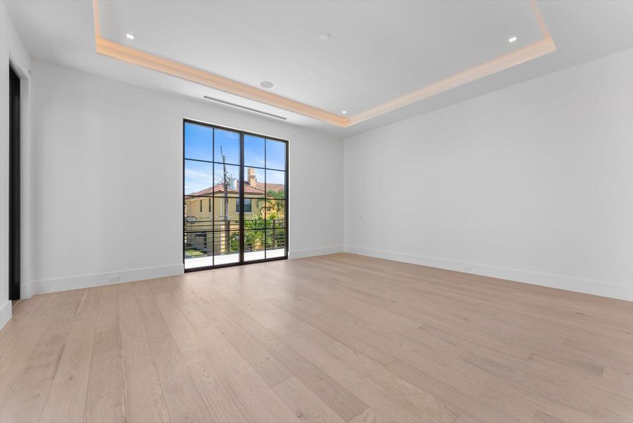 Spacious, unfurnished interior of a new home in , Boca Raton (Image 71). Spacious, unfurnished interior of a new home in , Boca Raton (Image 71).