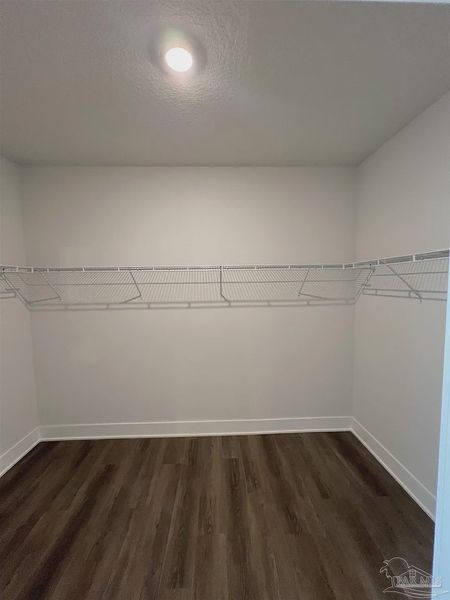 Image 14 of a home in Pine Top.