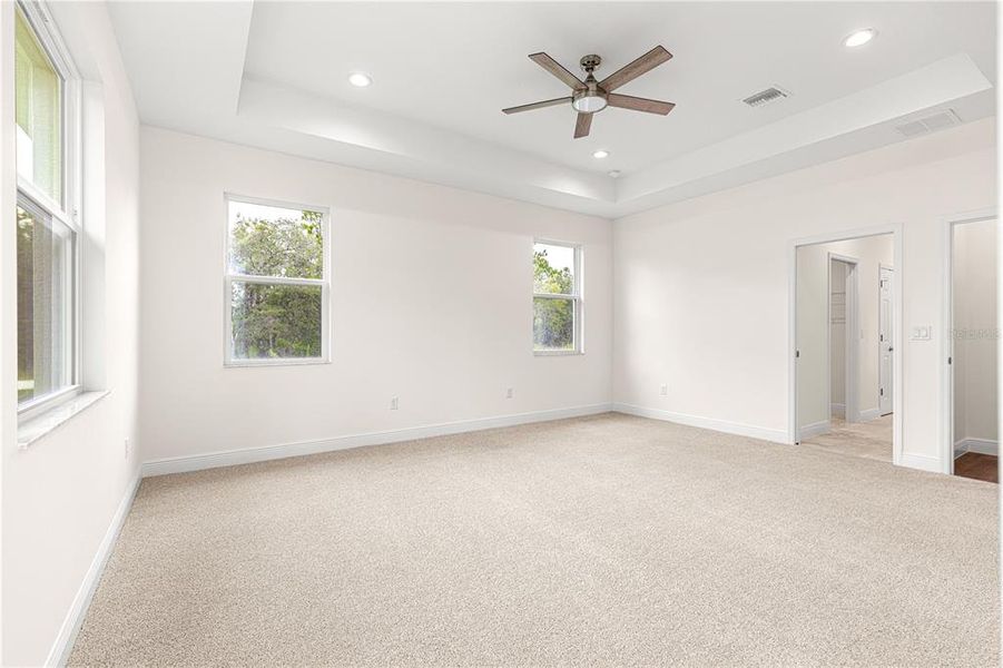Spacious, unfurnished interior of a new home in , Dunnellon (Image 56).