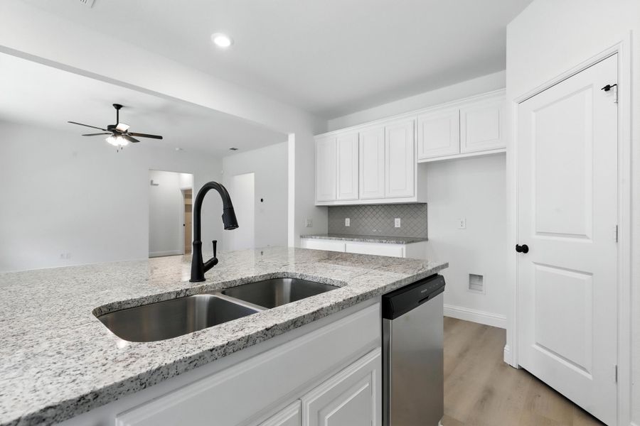 Representative furnished interior of a home built from the Iverson I by Cheldan Homes in Pitcock Addition, Graham (Image 19).
