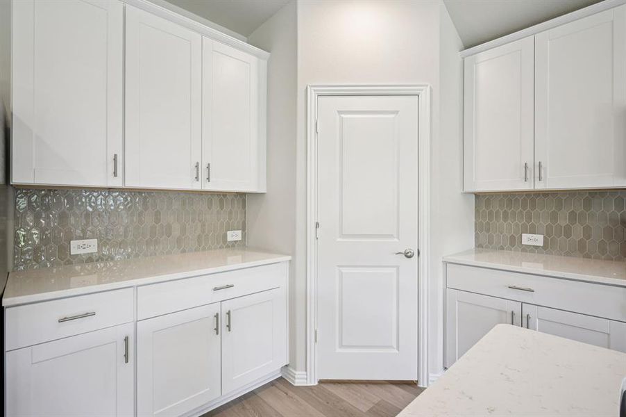 Photo is not of the actual home, but is an inspirational photo of builder’s model home and may depict options, furnishings, and/or decorator features that are not included.