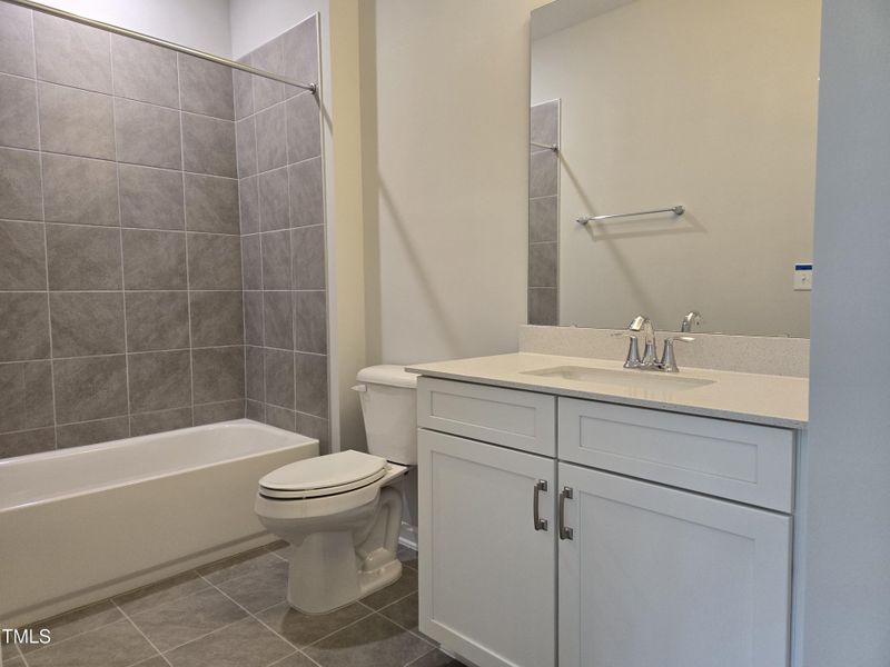 1st Fl Bathroom