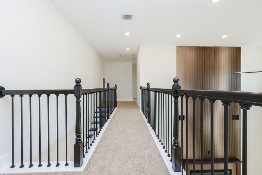 Spacious, unfurnished interior of a new home in , Tomball (Image 24).