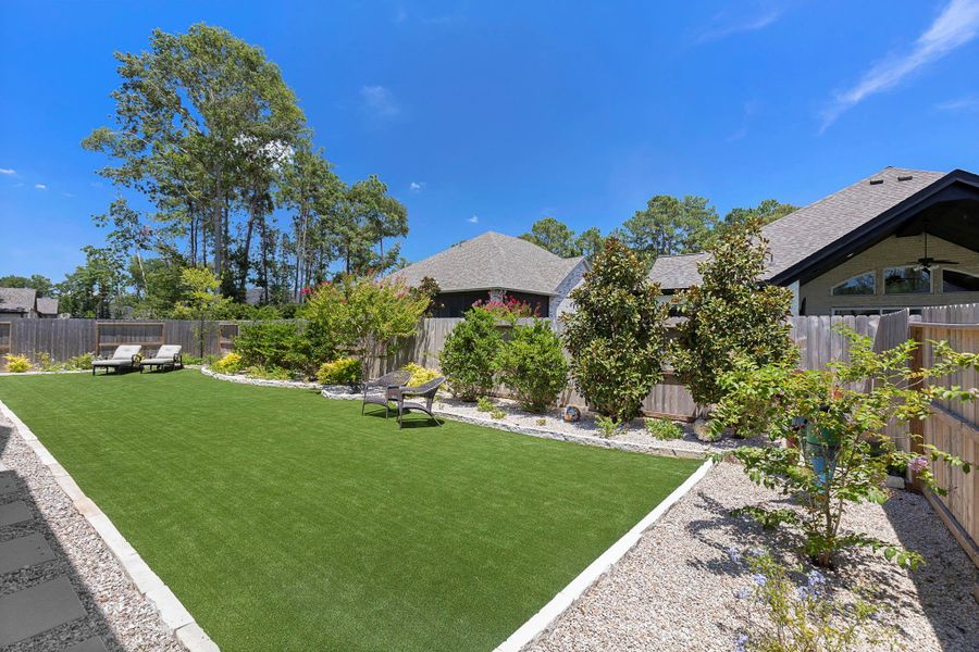 Exterior details and patio area of a home in The Highlands - 75', Porter (Image 22).