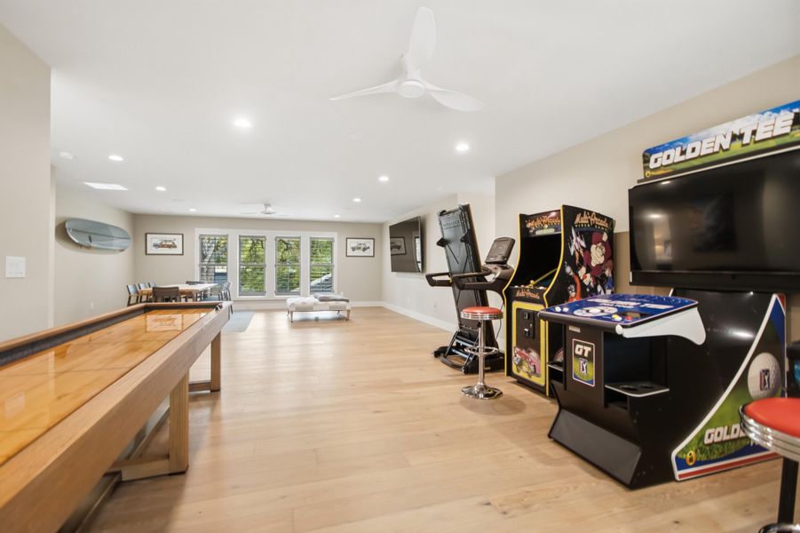 Community amenities in , Mount Pleasant (Image 36).
