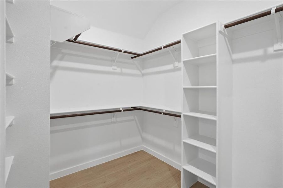 Spacious, unfurnished interior of a new home in , Boyd (Image 18).