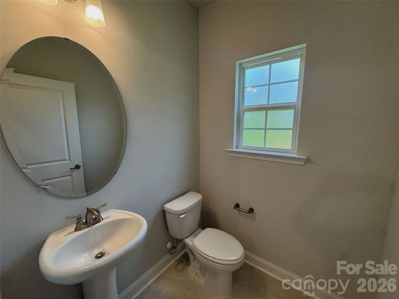 Furnished interior view inside a new home in Northlake, Statesville (Image 10).