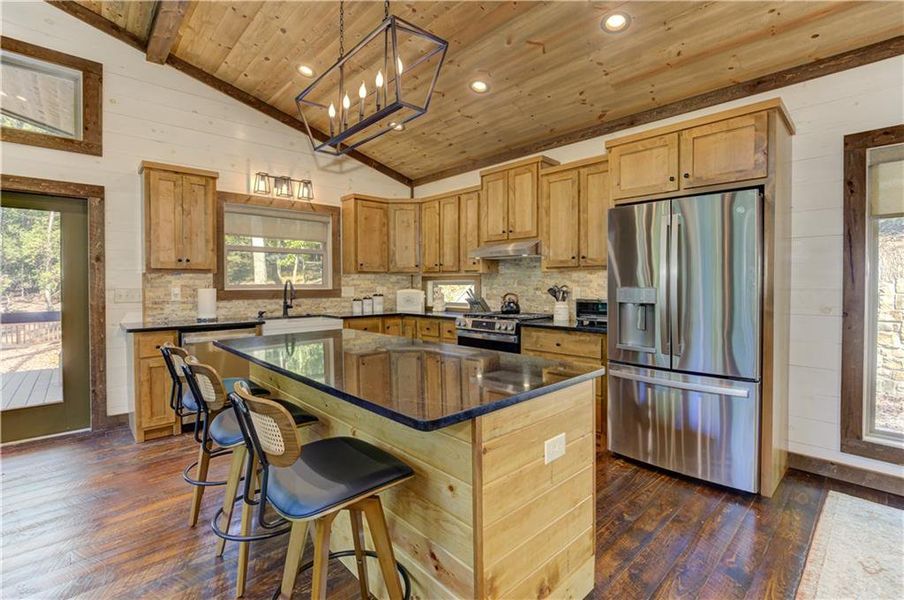 Community amenities in , Cherry Log (Image 37). Community amenities in , Cherry Log (Image 37).