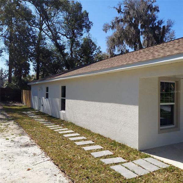 Exterior details and patio area of a home in , Ocala (Image 12). Exterior details and patio area of a home in , Ocala (Image 12).