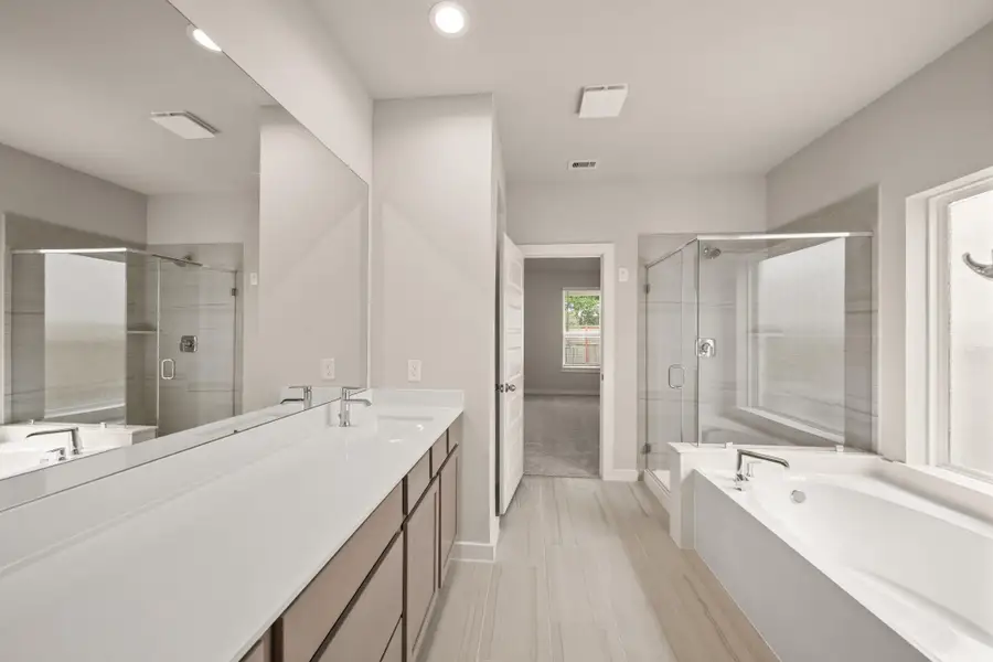 Furnished interior view inside a new home in Barton Creek Ranch, Conroe (Image 7). Furnished interior view inside a new home in Barton Creek Ranch, Conroe (Image 7).