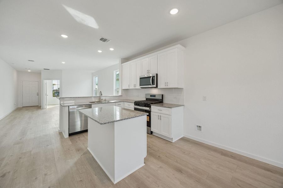 Furnished interior view inside a new home in Stokesbury, Waller (Image 12).
